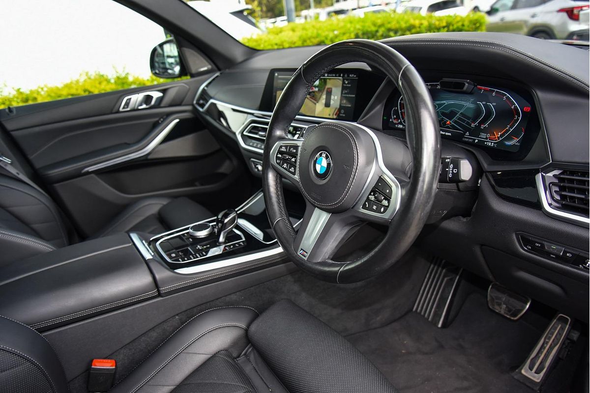 2022 BMW X5 xDrive40i M Sport G05