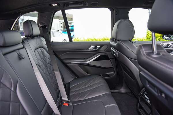 2022 BMW X5 xDrive40i M Sport G05