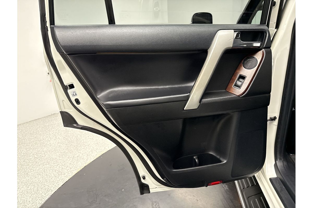 2017 Toyota Landcruiser Prado VX GDJ150R