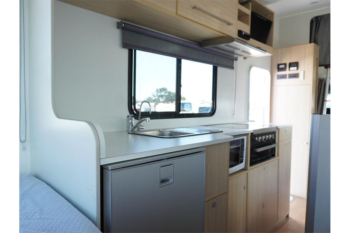 2015 Mercedes-Benz Sprinter 516CDI NCV3 Rear Wheel Drive LWB