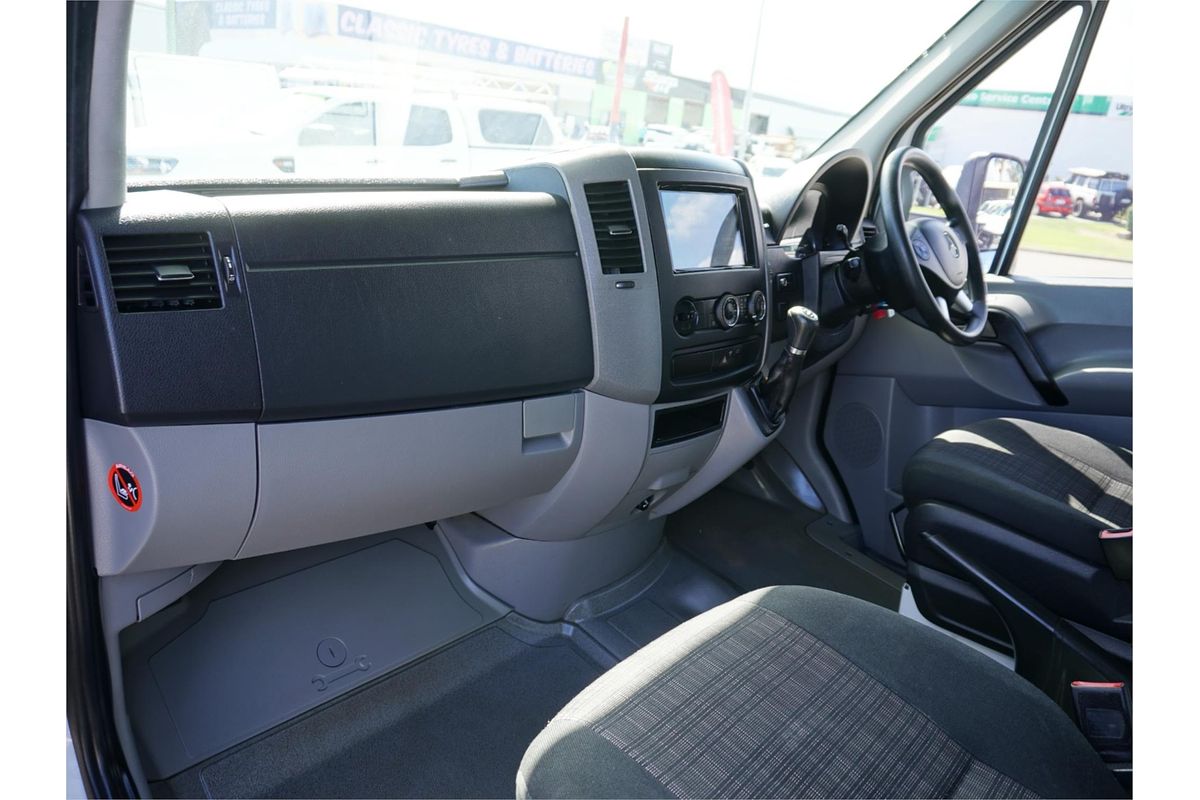 2015 Mercedes-Benz Sprinter 516CDI NCV3 Rear Wheel Drive LWB