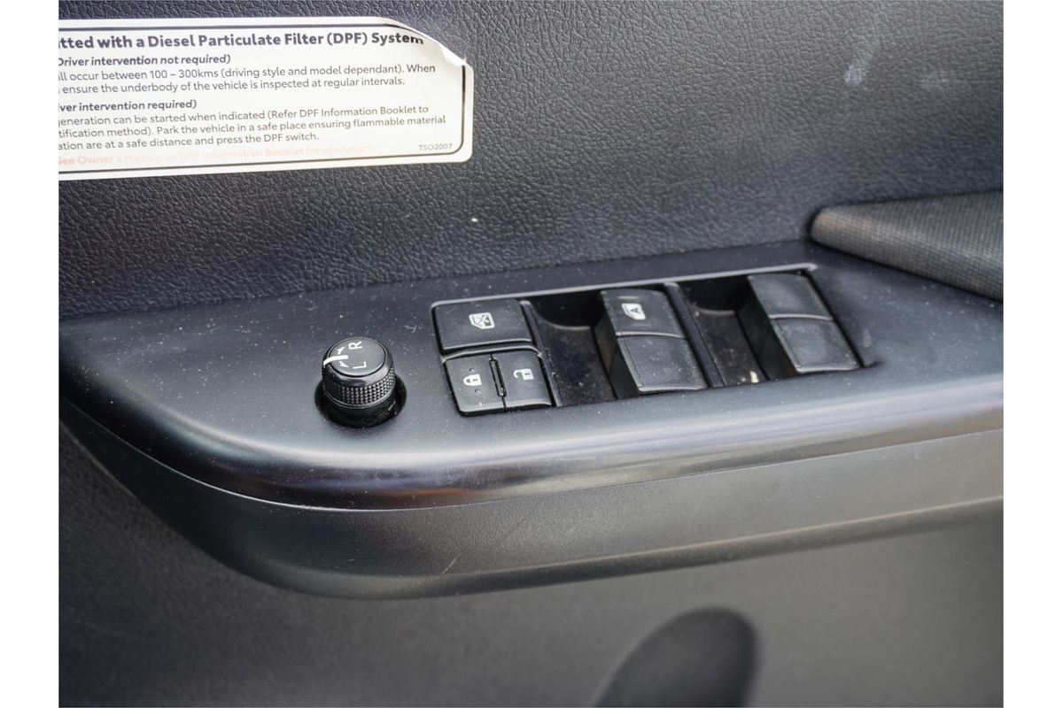 2021 Toyota Hilux SR GUN126R 4X4