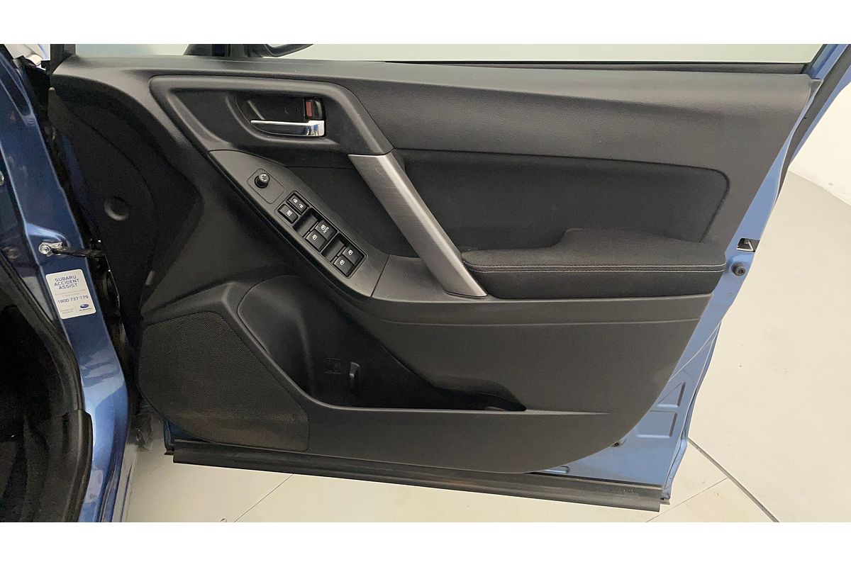2015 Subaru Forester 2.5i-L S4