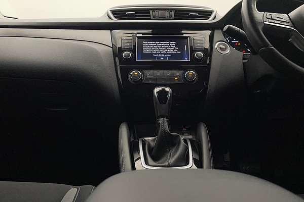 2020 Nissan QASHQAI ST+ J11 Series 3