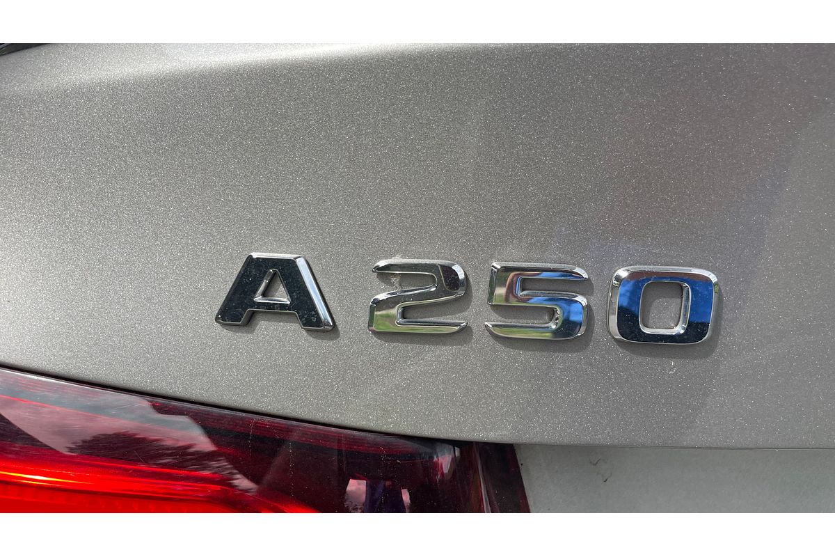 2020 Mercedes-Benz A-Class A250 V177