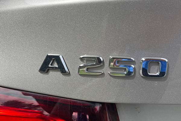 2020 Mercedes-Benz A-Class A250 V177