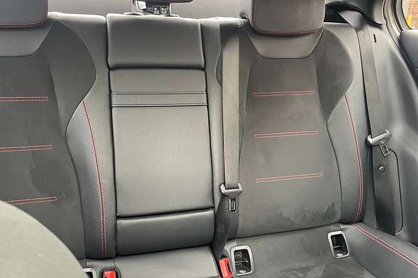 2020 Mercedes-Benz A-Class A250 V177