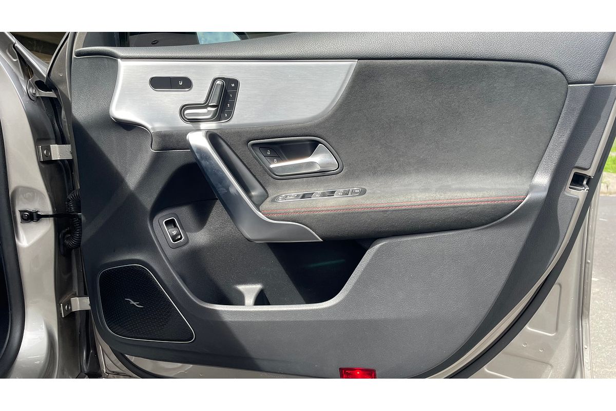 2020 Mercedes-Benz A-Class A250 V177