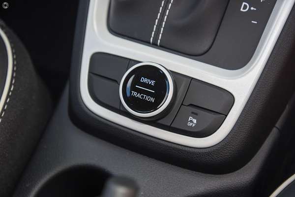 2025 Hyundai Venue Active QX.V5