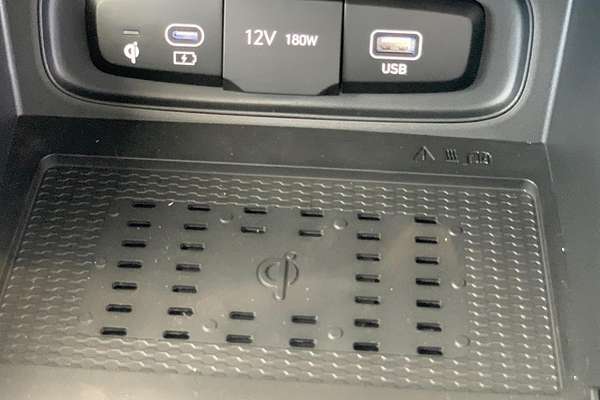 2025 Hyundai Venue Elite QX.V5