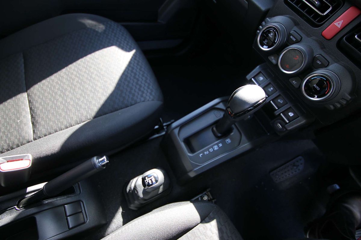 2024 Suzuki Jimny GLX GJ