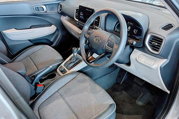 2024 Hyundai Venue Elite QX.V5