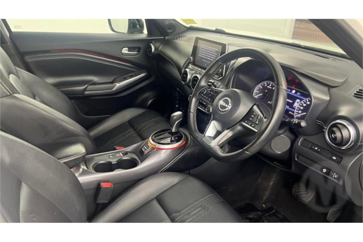 2023 Nissan JUKE ST-L F16