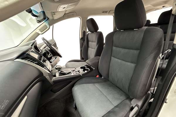 2019 Mitsubishi Pajero Sport GLX QE