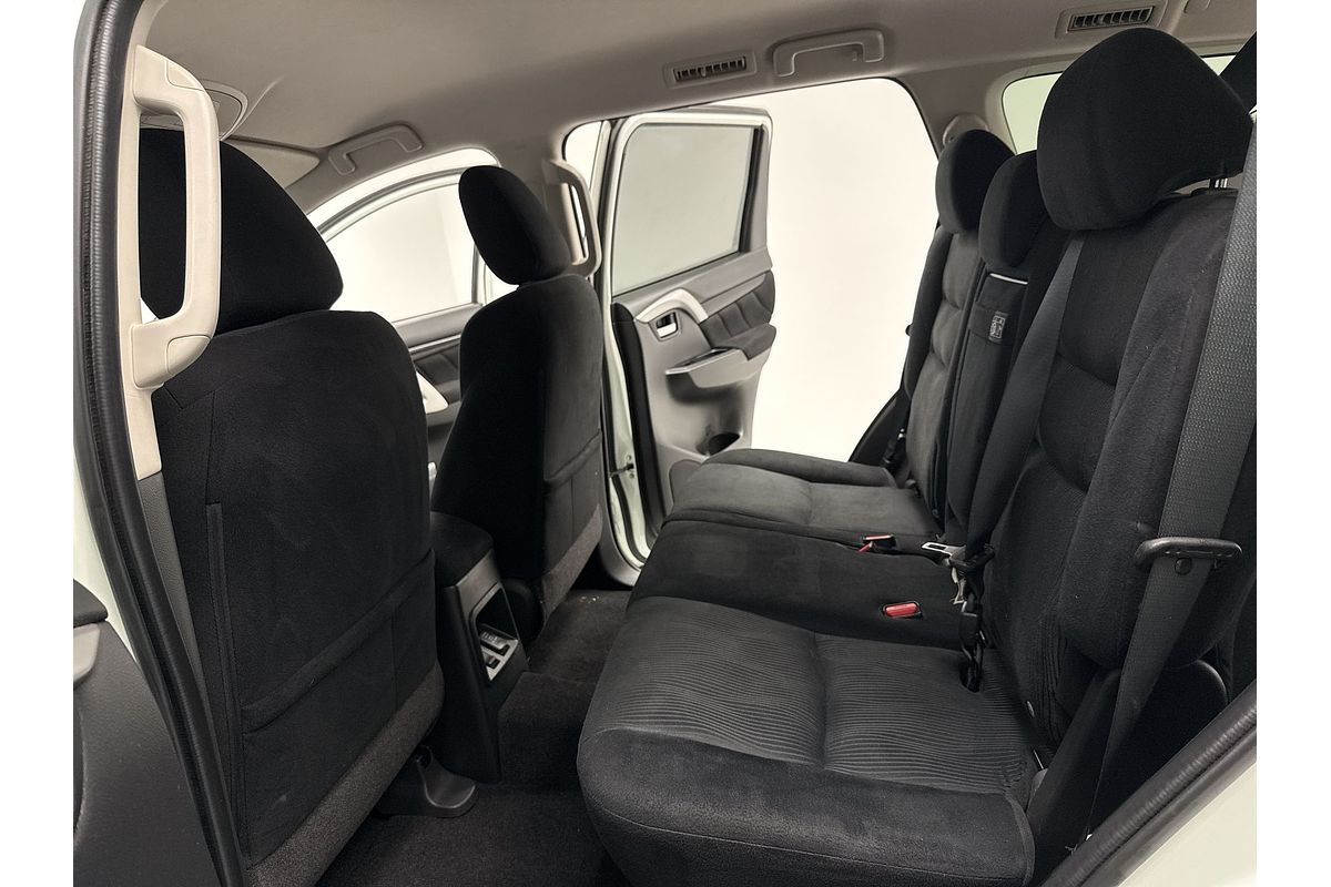 2019 Mitsubishi Pajero Sport GLX QE