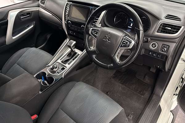 2019 Mitsubishi Pajero Sport GLX QE