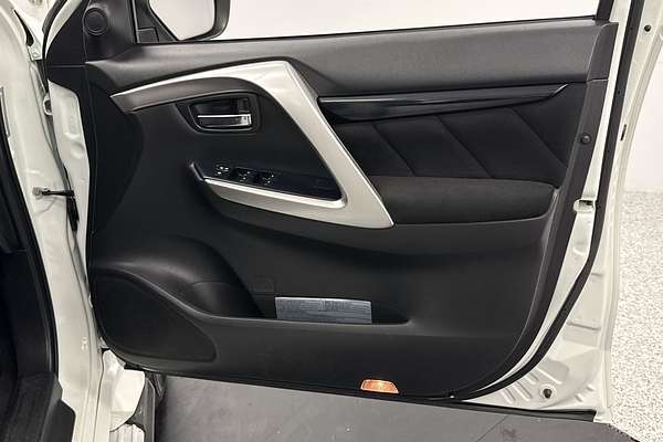 2019 Mitsubishi Pajero Sport GLX QE