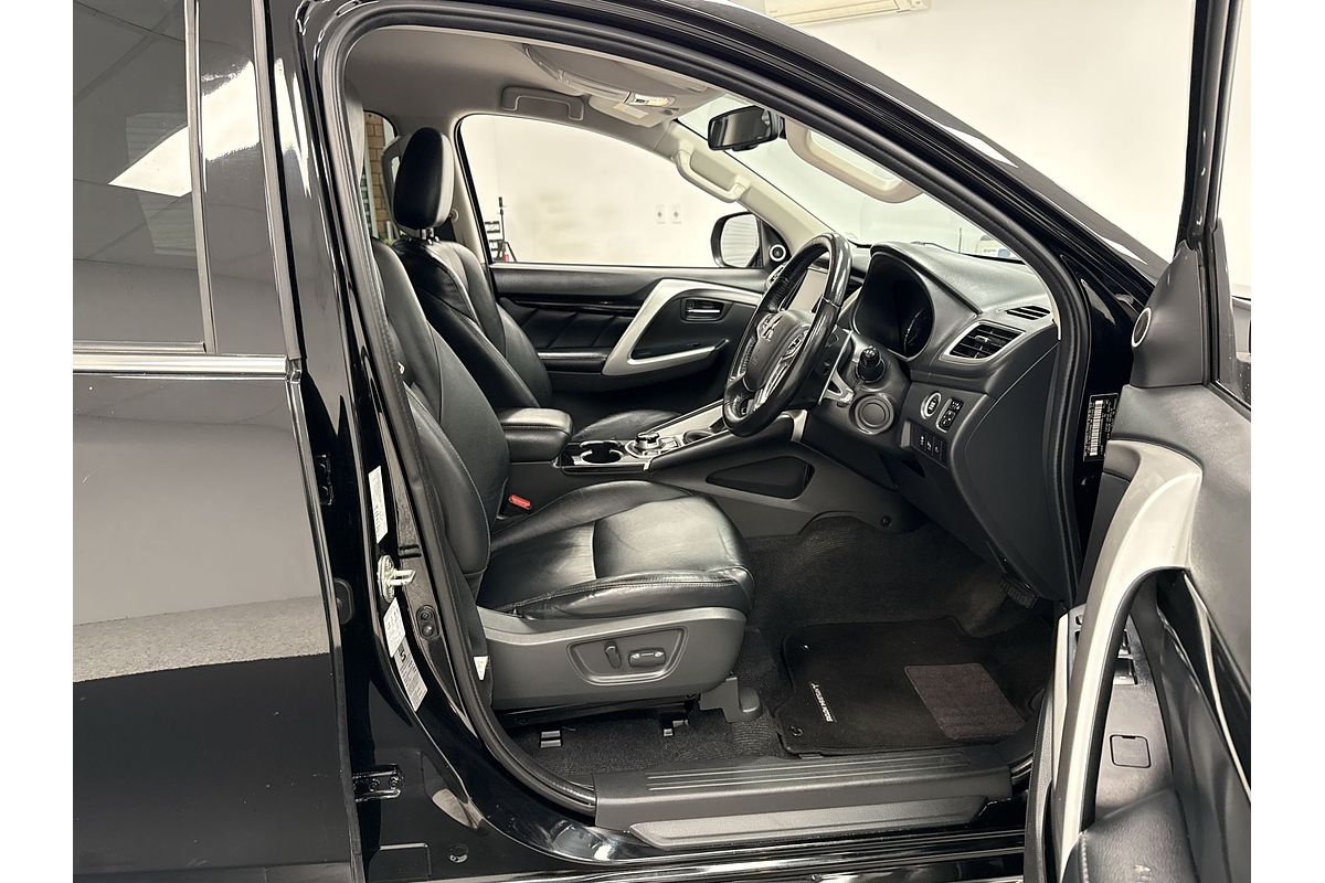 2018 Mitsubishi Pajero Sport Exceed QE