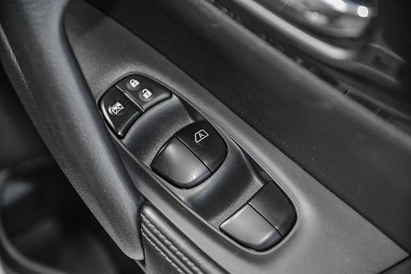 2018 Nissan X-TRAIL ST-L T32 Series II