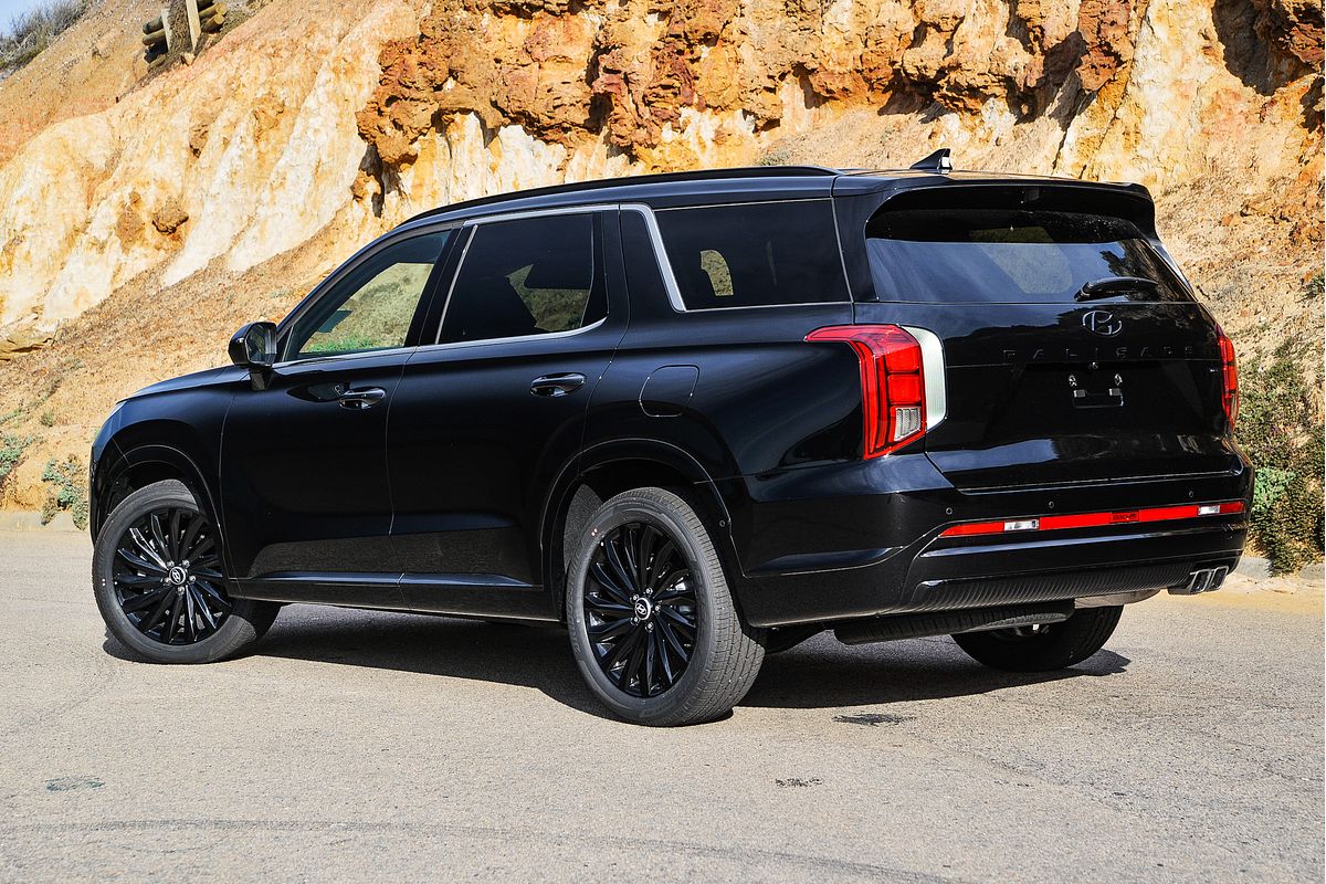 2025 Hyundai Palisade Calligraphy Black Ink LX2.V5