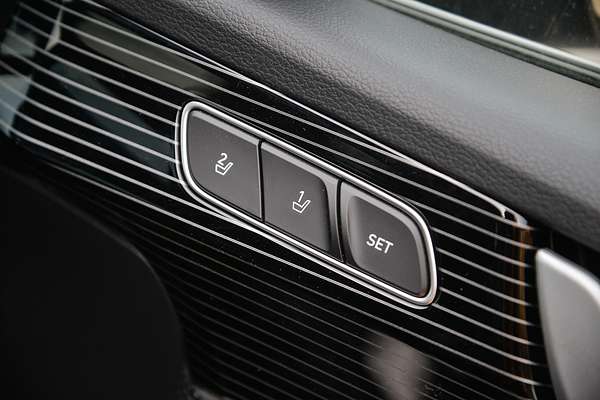 2025 Hyundai Palisade Calligraphy Black Ink LX2.V5