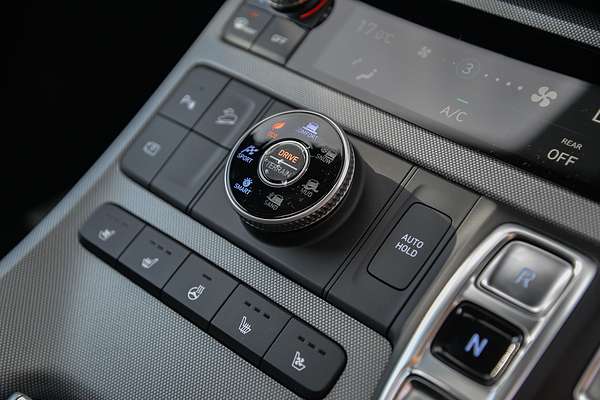 2025 Hyundai Palisade Calligraphy Black Ink LX2.V5