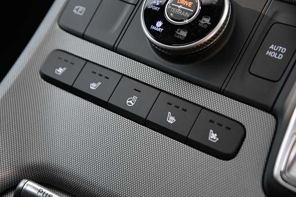 2025 Hyundai Palisade Calligraphy Black Ink LX2.V5