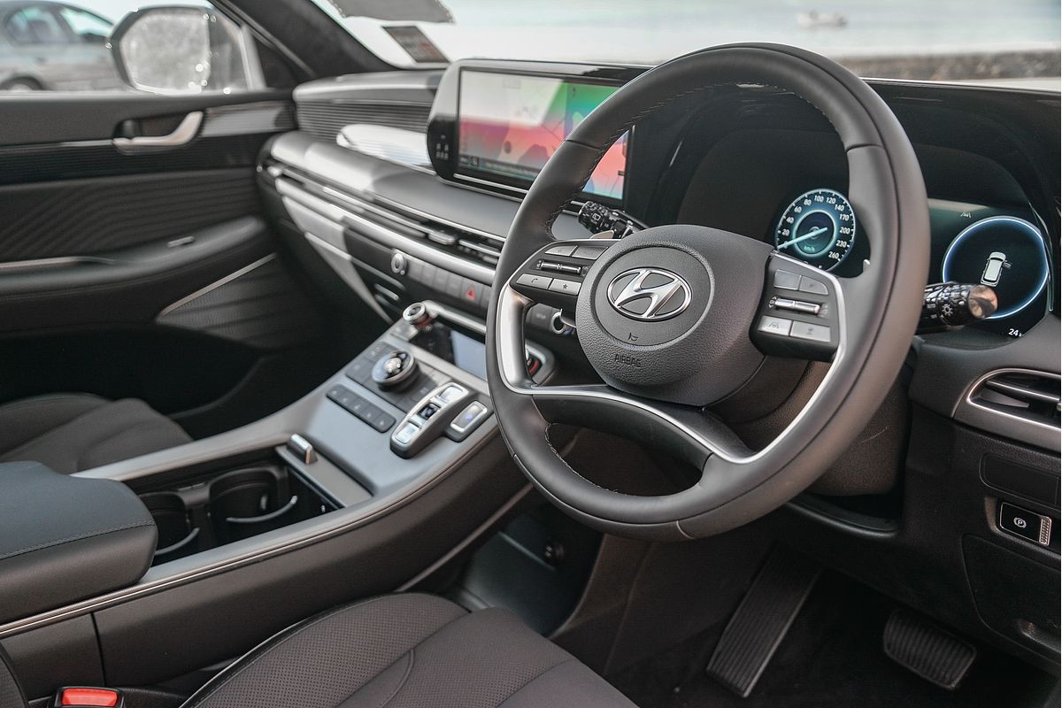 2025 Hyundai Palisade Calligraphy Black Ink LX2.V5