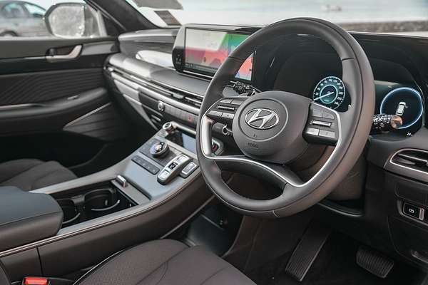2025 Hyundai Palisade Calligraphy Black Ink LX2.V5