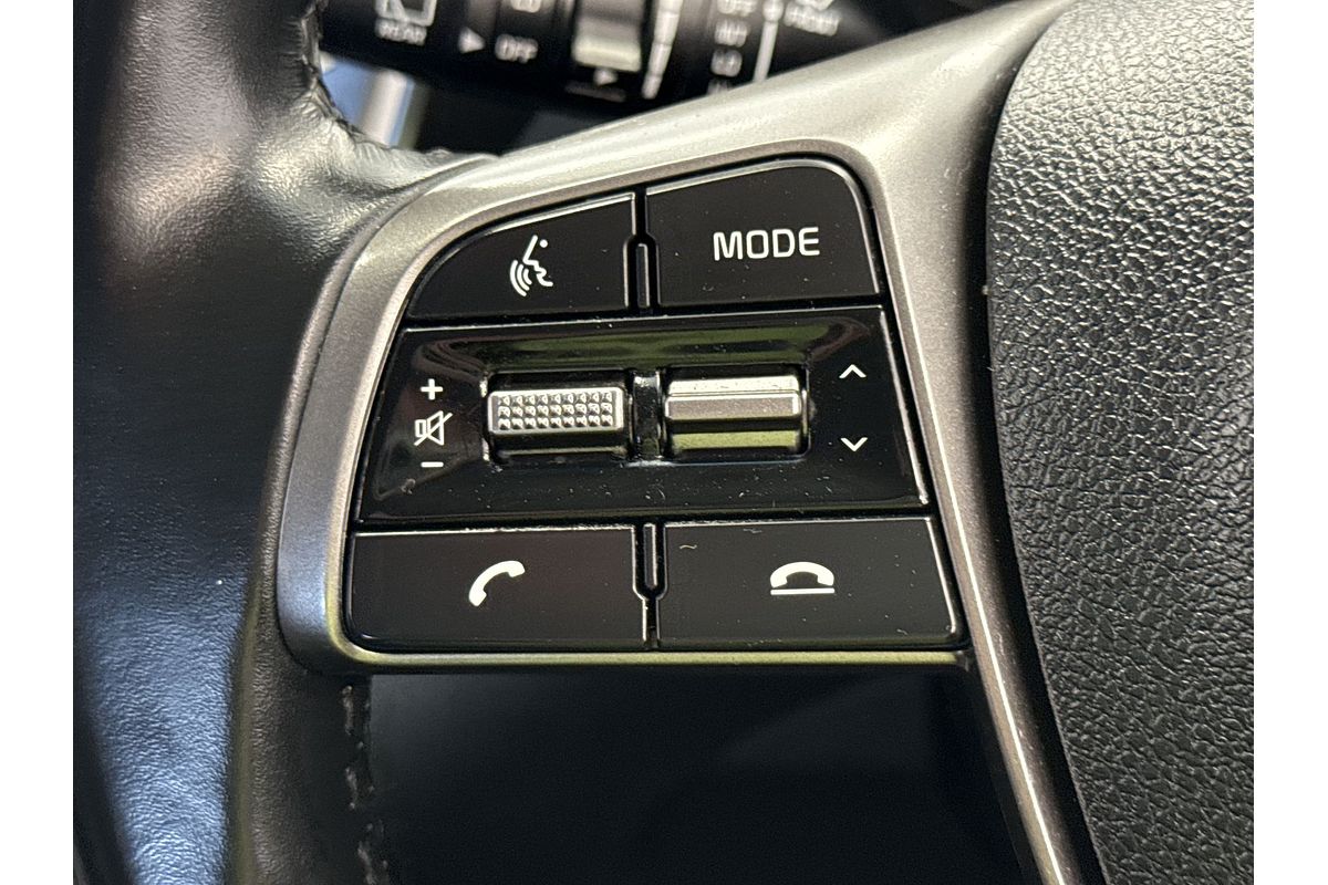 2018 Kia Sorento Si UM