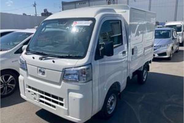 2025 Daihatsu Hijet S500