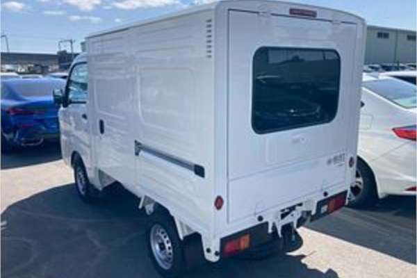2025 Daihatsu Hijet S500