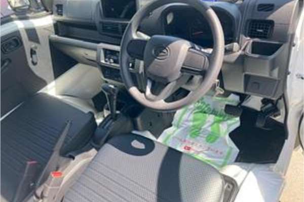 2025 Daihatsu Hijet S500