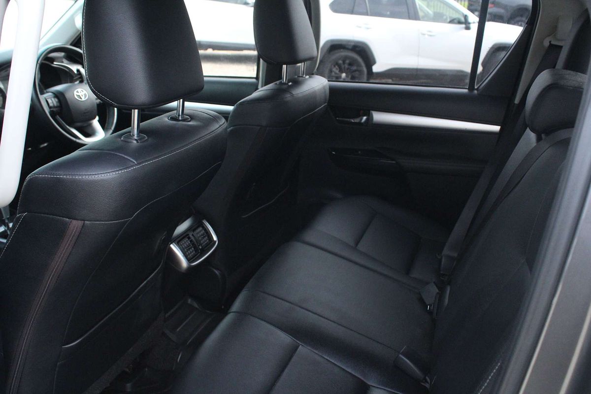 2020 Toyota Hilux SR5 GUN126R 4X4
