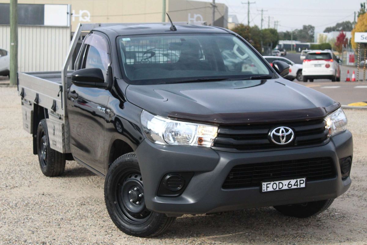 2017 Toyota Hilux Workmate TGN121R Rear Wheel Drive