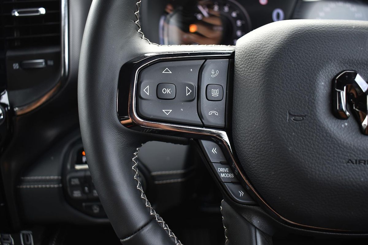 2024 RAM 1500 Limited DT 4X4