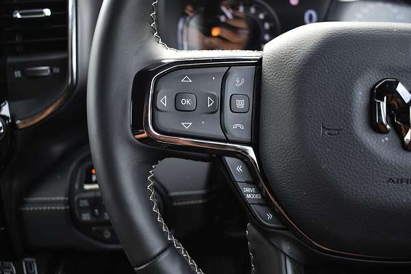 2024 RAM 1500 Limited DT 4X4
