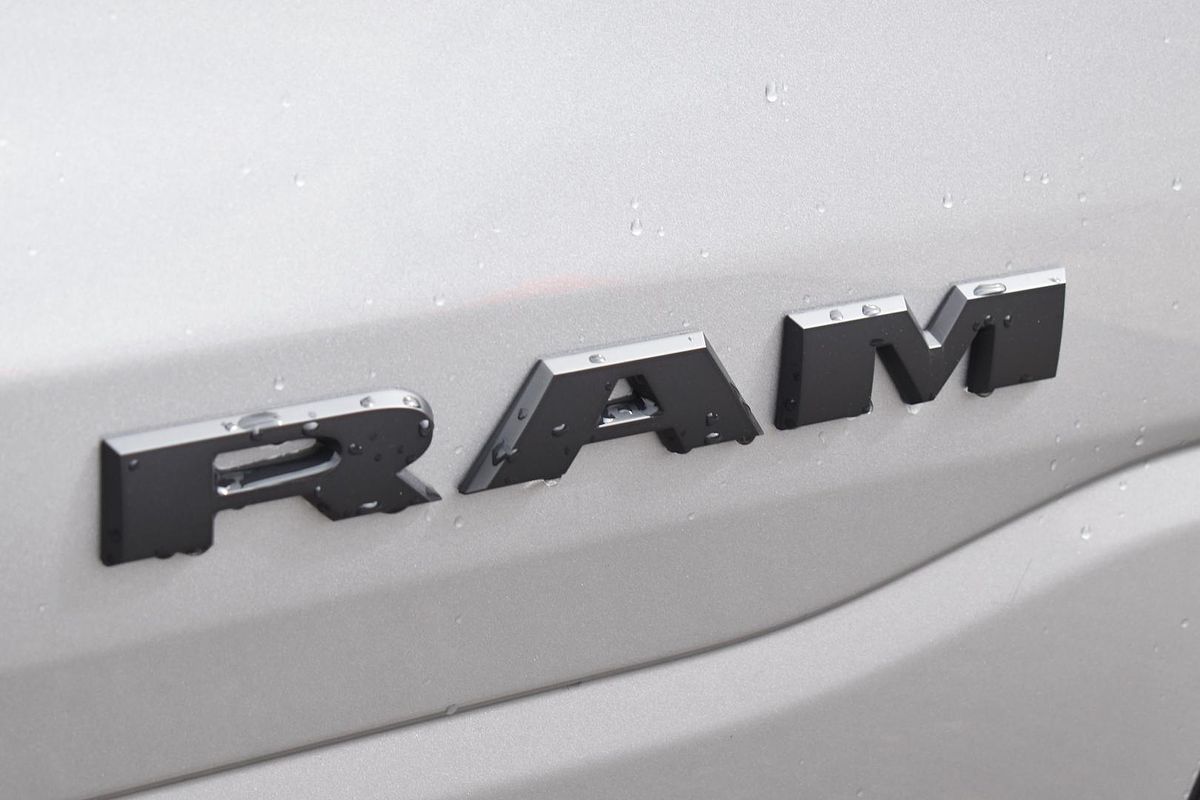 2024 RAM 1500 Limited DT 4X4