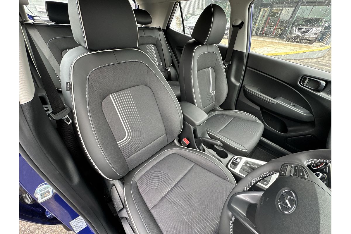2025 Hyundai Venue Active QX.V5