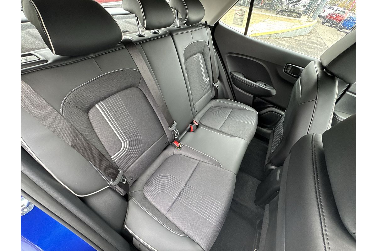 2025 Hyundai Venue Active QX.V5