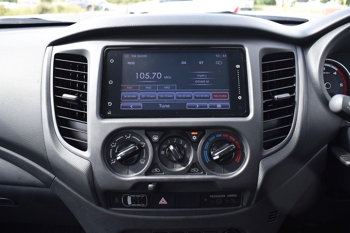 2024 Mitsubishi Triton GLX MR 4X4