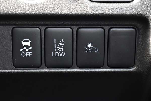 2024 Mitsubishi Triton GLX MR 4X4