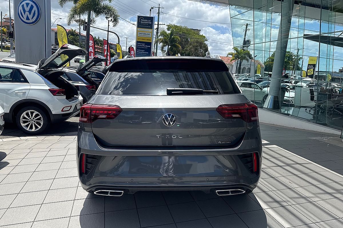 2024 Volkswagen T-Roc 140TSI R-Line D11