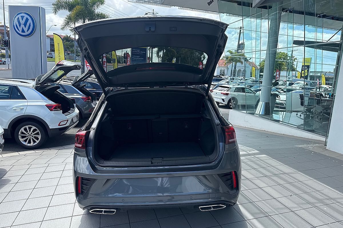 2024 Volkswagen T-Roc 140TSI R-Line D11