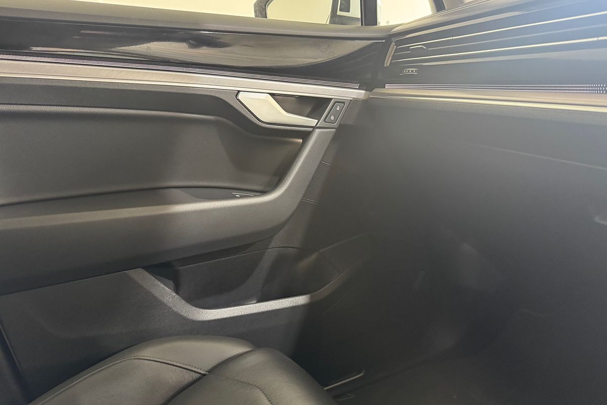 2022 Volkswagen Touareg 170TDI CR
