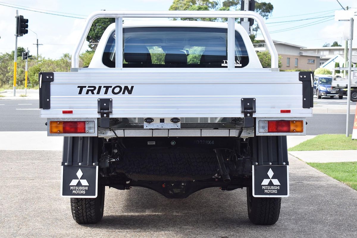2024 Mitsubishi Triton GLX MR 4X4