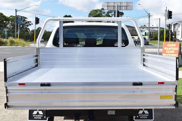 2024 Mitsubishi Triton GLX MR 4X4