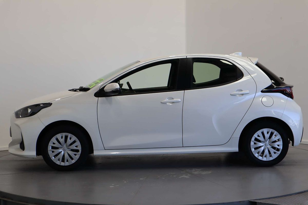 2022 Toyota Yaris Ascent Sport MXPA10R