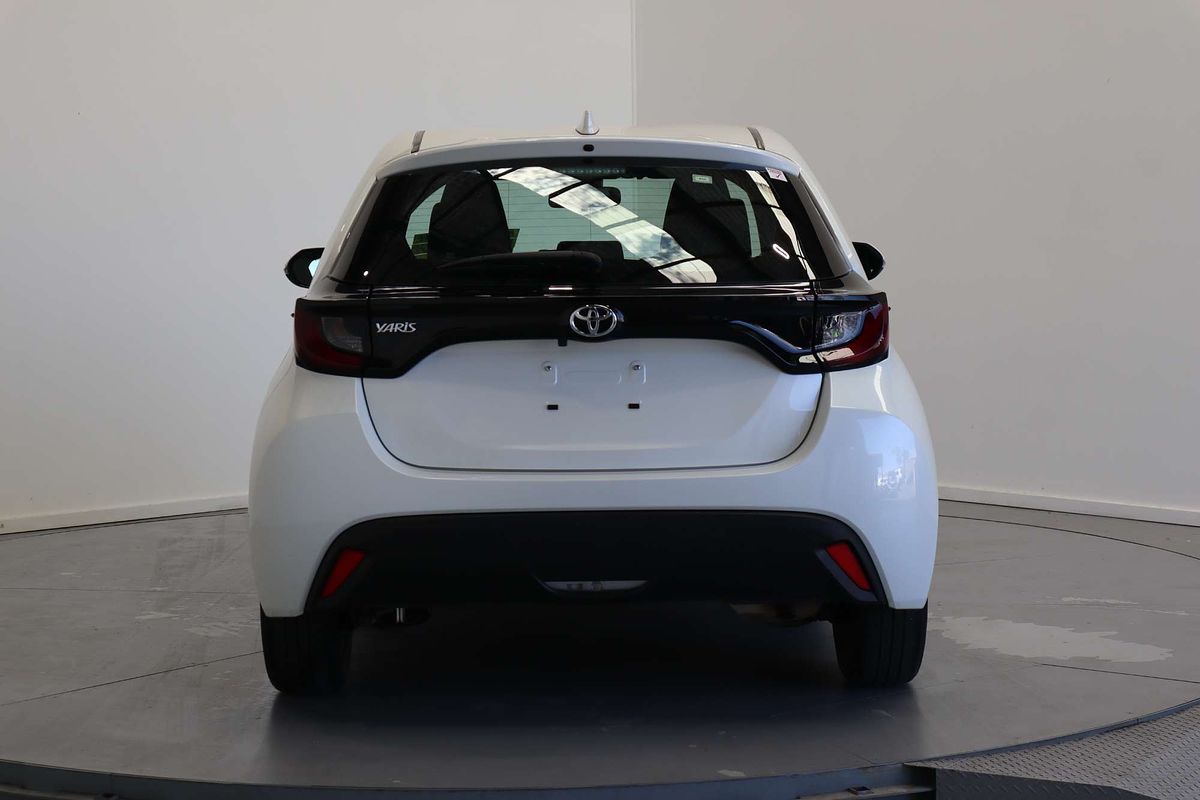 2022 Toyota Yaris Ascent Sport MXPA10R