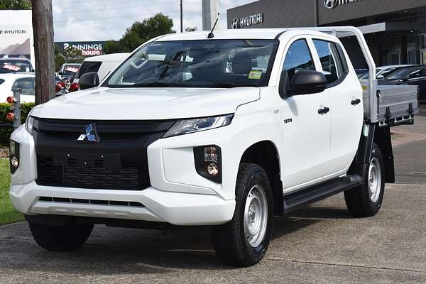 2024 Mitsubishi Triton GLX MR 4X4